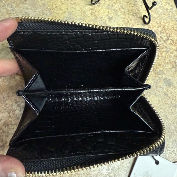 NWT Brahmin Anita classic Black wallet - Picture 3 of 3